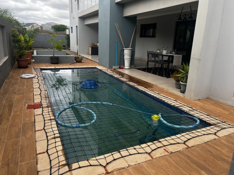 To Let 6 Bedroom Property for Rent in Seasons Lifestyle Estate North West